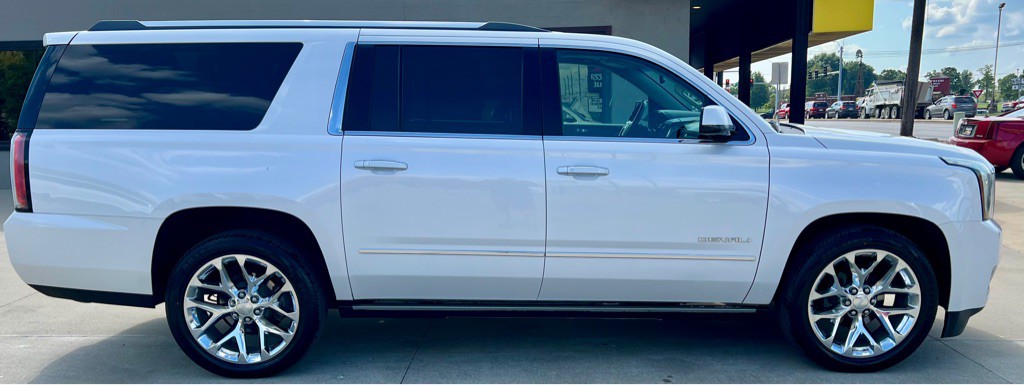 2018 GMC Yukon Image 8