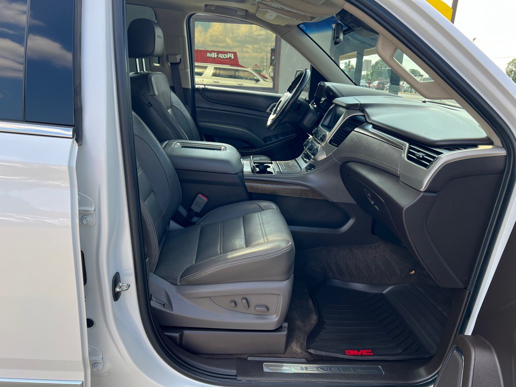 2018 GMC Yukon Image 14