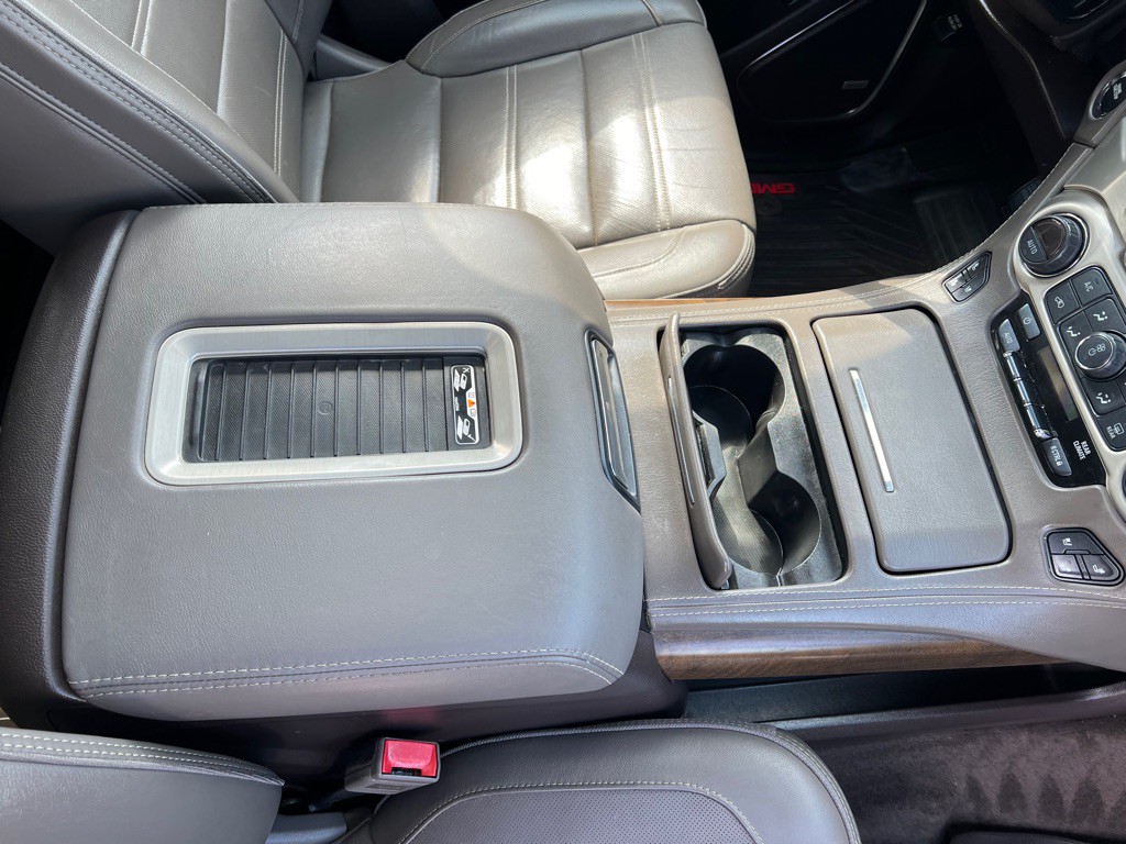 2018 GMC Yukon Image 17