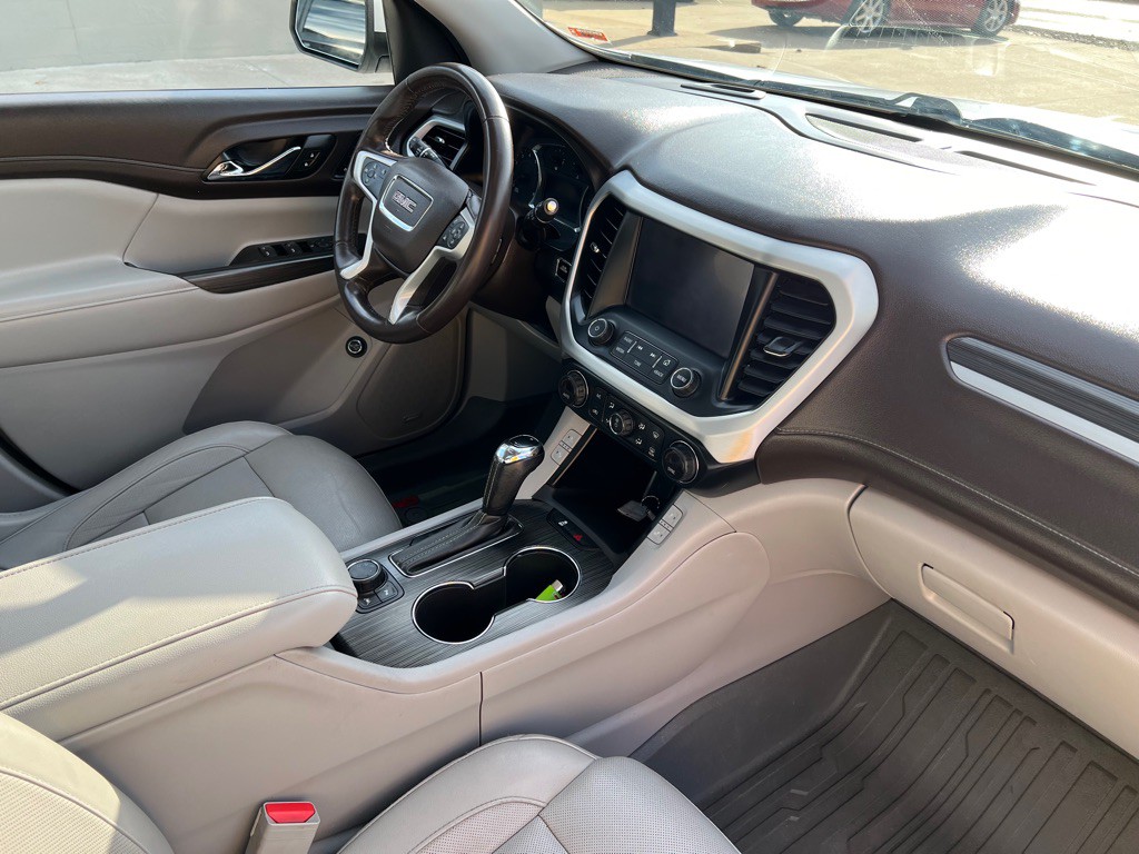 2019 GMC Acadia Image 15