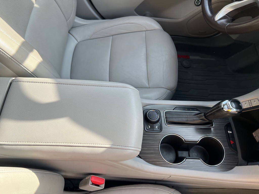 2019 GMC Acadia Image 16