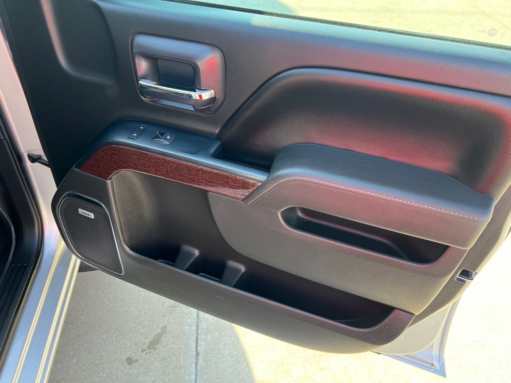 2017 GMC Sierra Image 11
