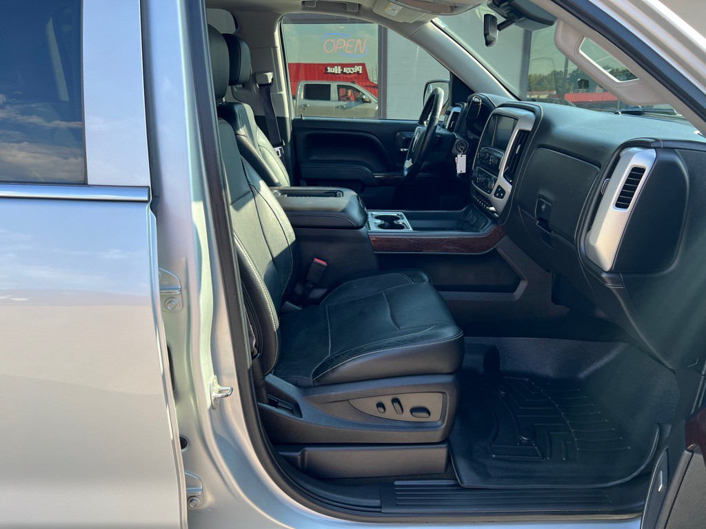 2017 GMC Sierra Image 12