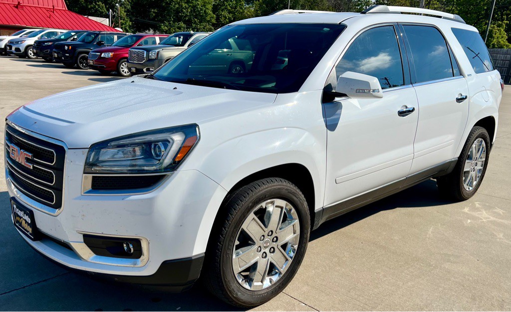 2017 GMC Acadia Image 2