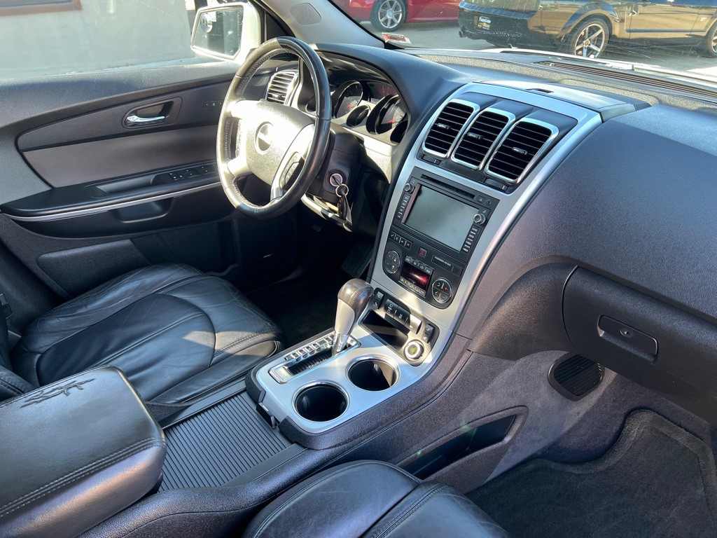2012 GMC Acadia Image 13