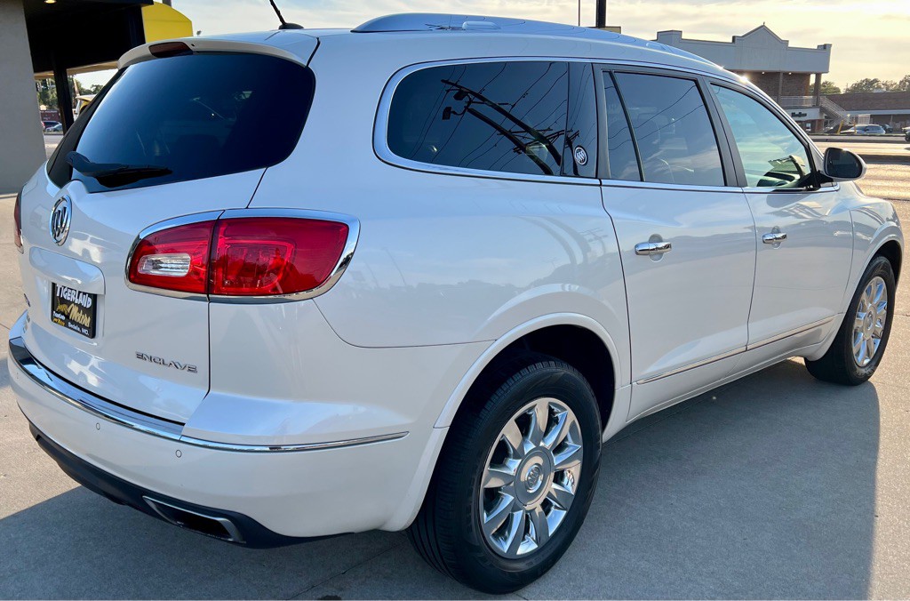 2015 Buick Enclave Image 7
