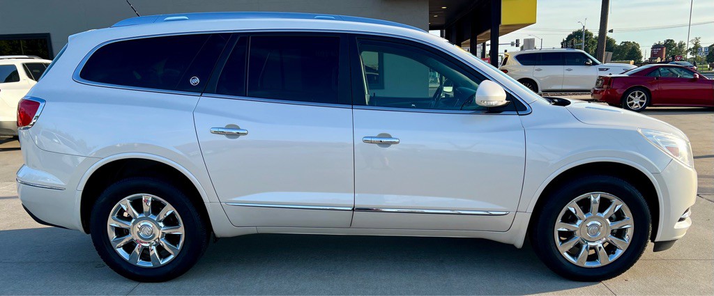 2015 Buick Enclave Image 8