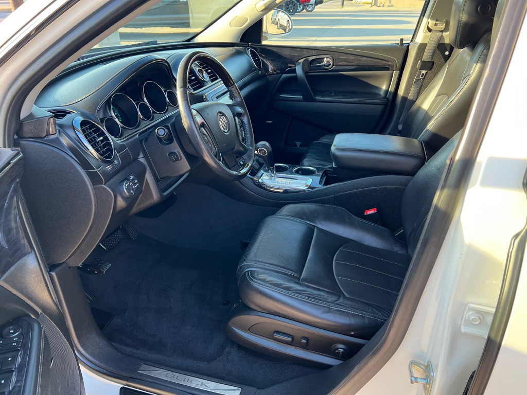 2015 Buick Enclave Image 23