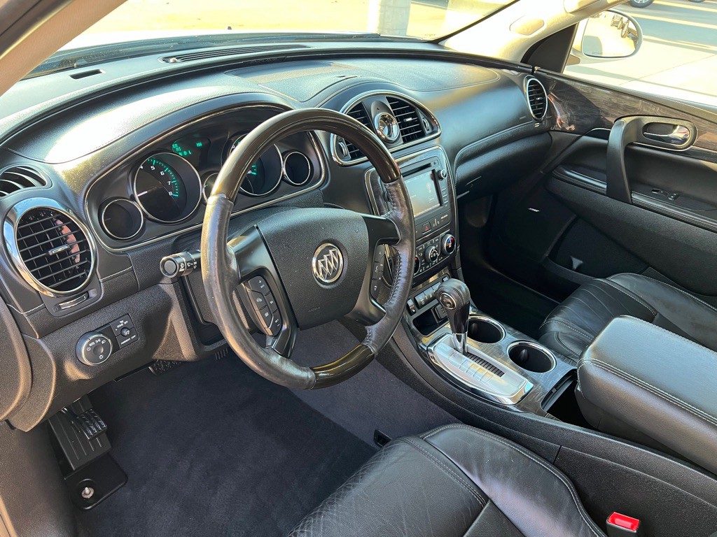 2015 Buick Enclave Image 24