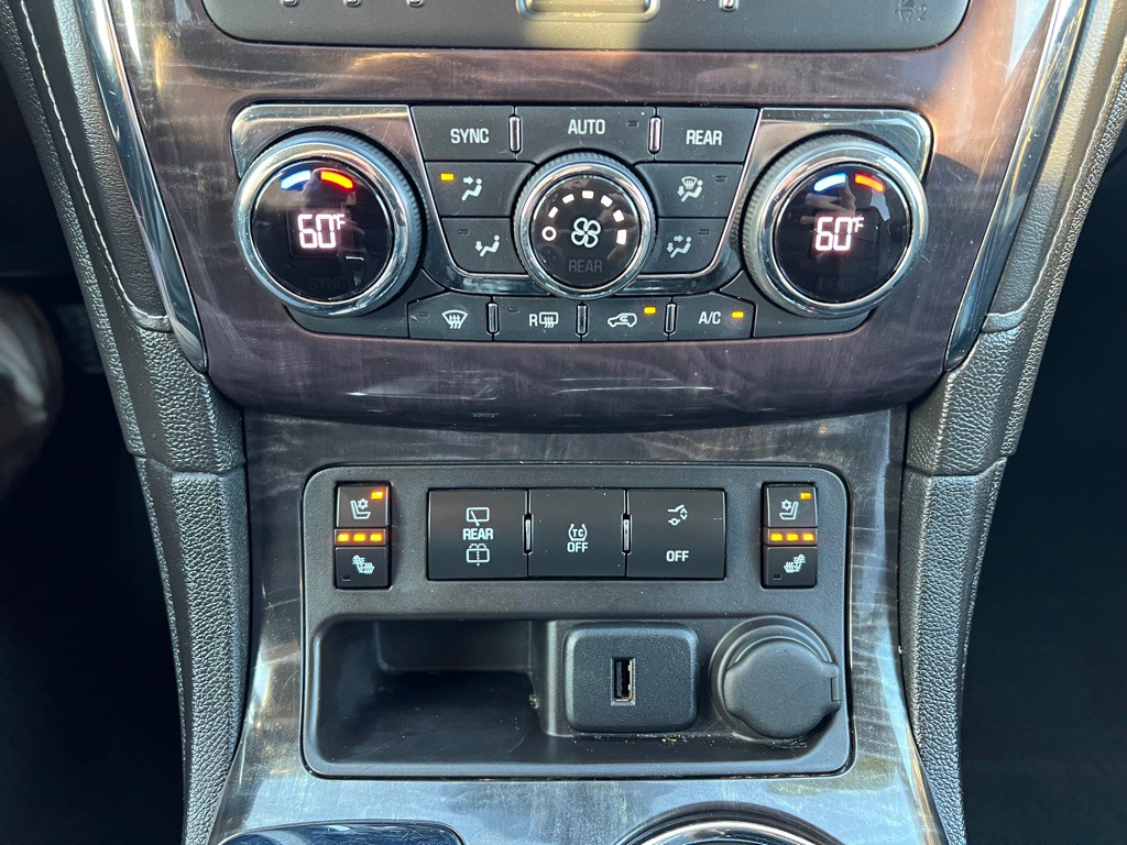 2015 Buick Enclave Image 28