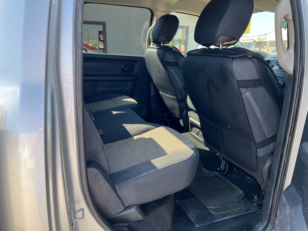 2012 Dodge Ram 2500 Image 12
