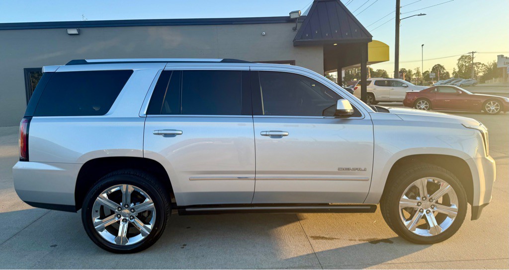 2017 GMC Yukon Image 8