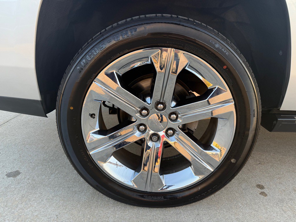 2017 GMC Yukon Image 12