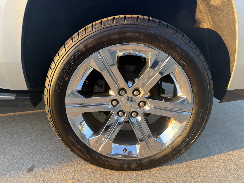 2017 GMC Yukon Image 13