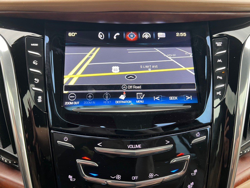 2017 Cadillac Escalade Image 35