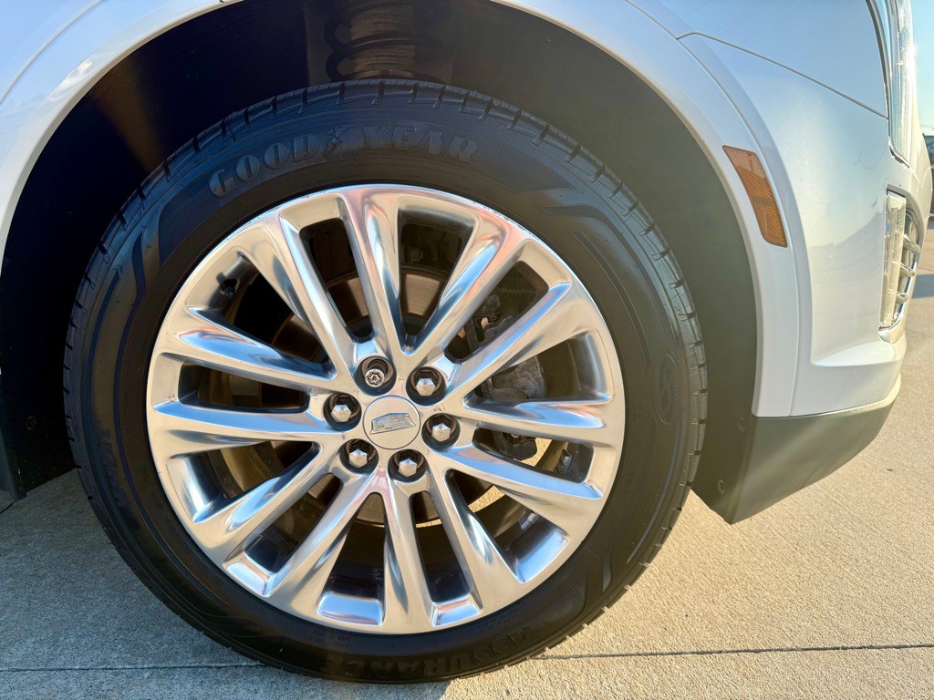 2018 Cadillac XT5 Image 9