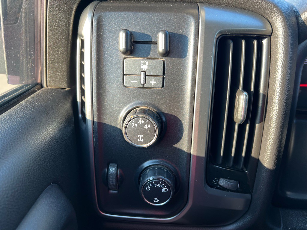2015 Chevrolet Silverado 1500 Image 15