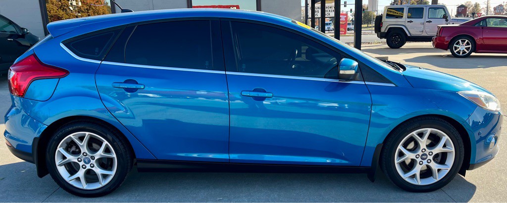 2012 Ford Focus Image 8