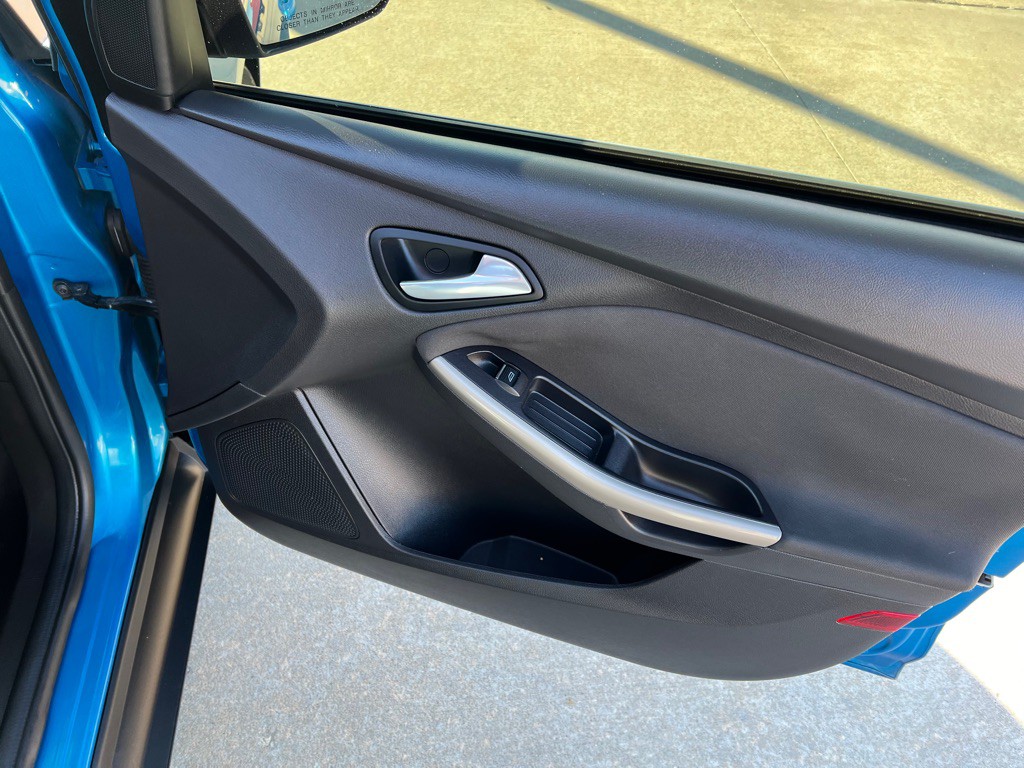 2012 Ford Focus Image 10