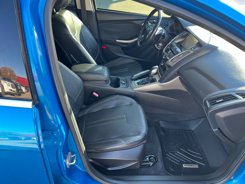2012 Ford Focus Image 11