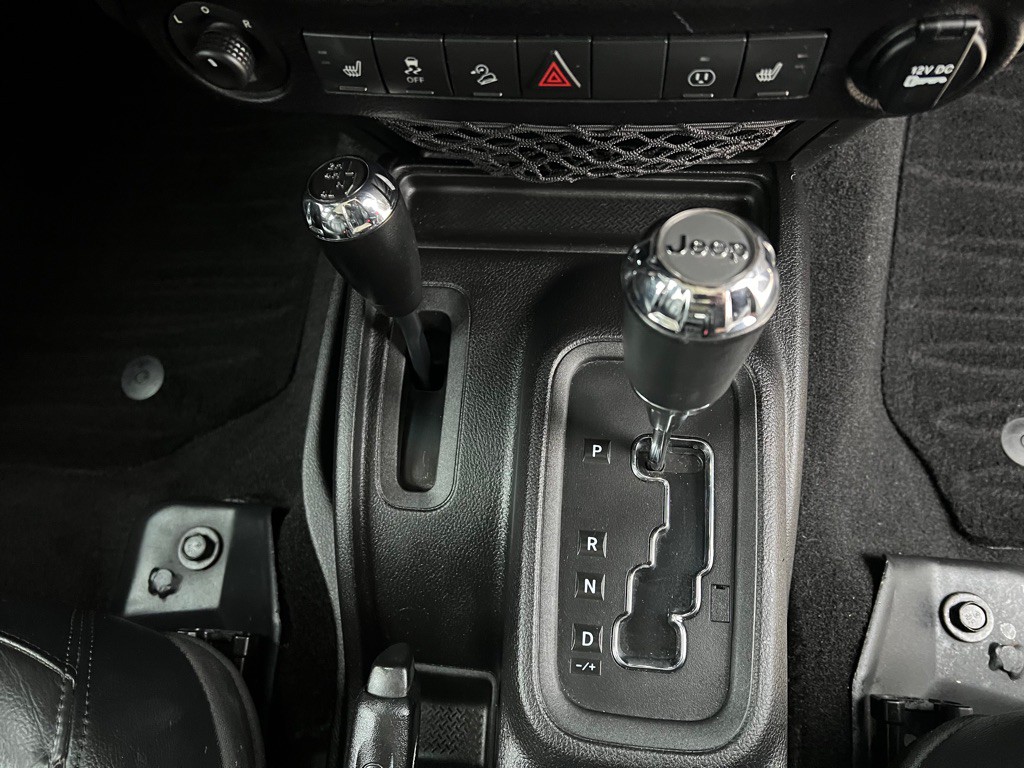 2015 Jeep Wrangler Unlimited Image 15