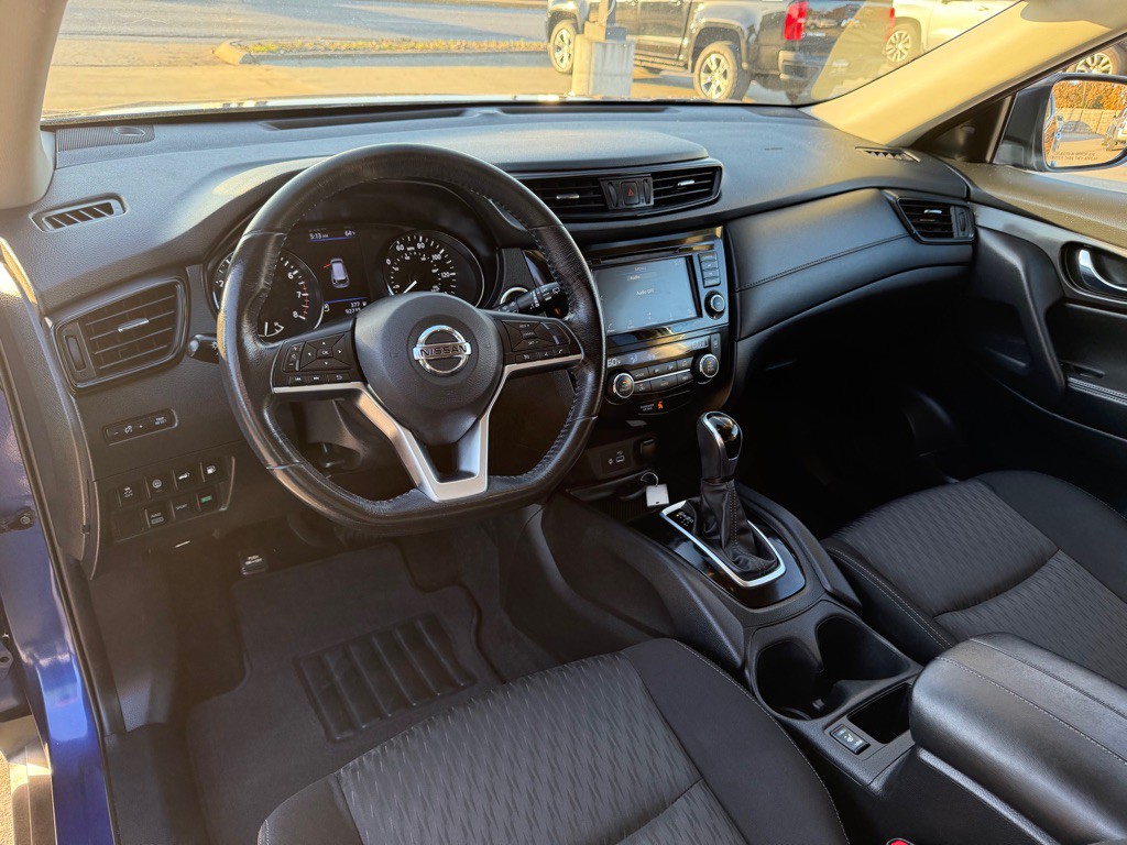 2019 Nissan Rogue Image 10