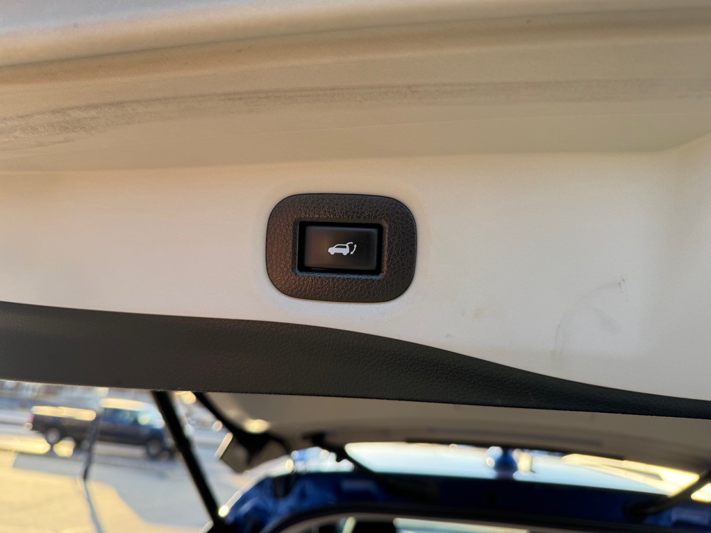 2019 Nissan Rogue Image 28