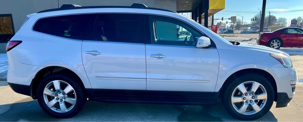2016 Chevrolet Traverse Image 8