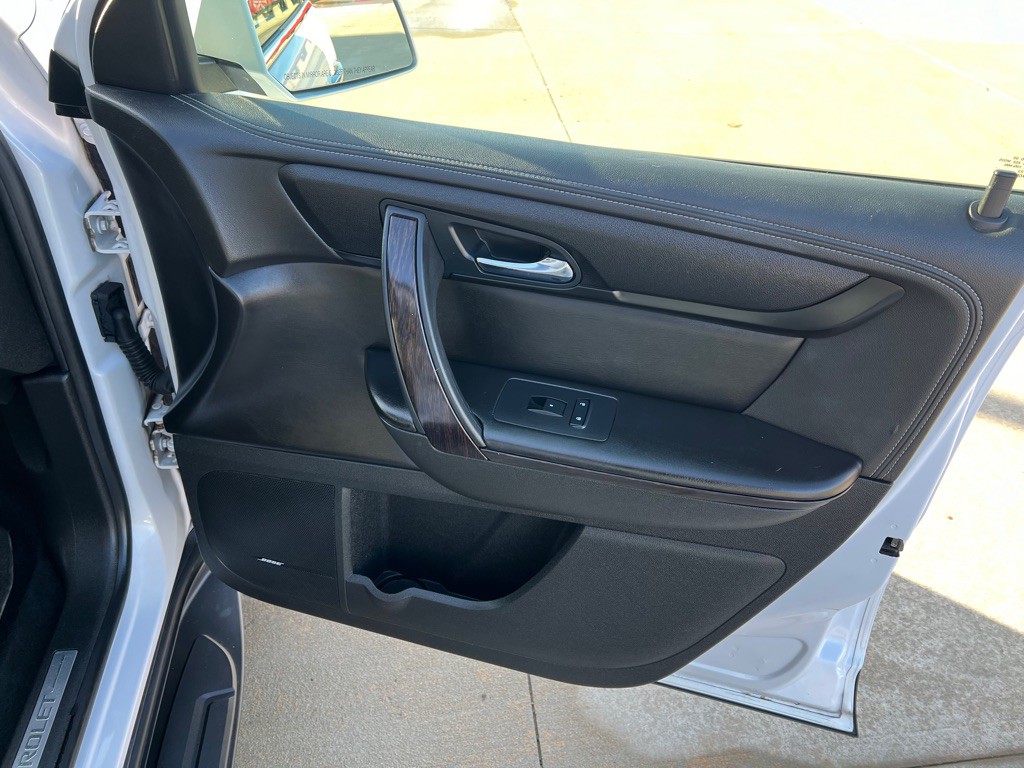 2016 Chevrolet Traverse Image 12