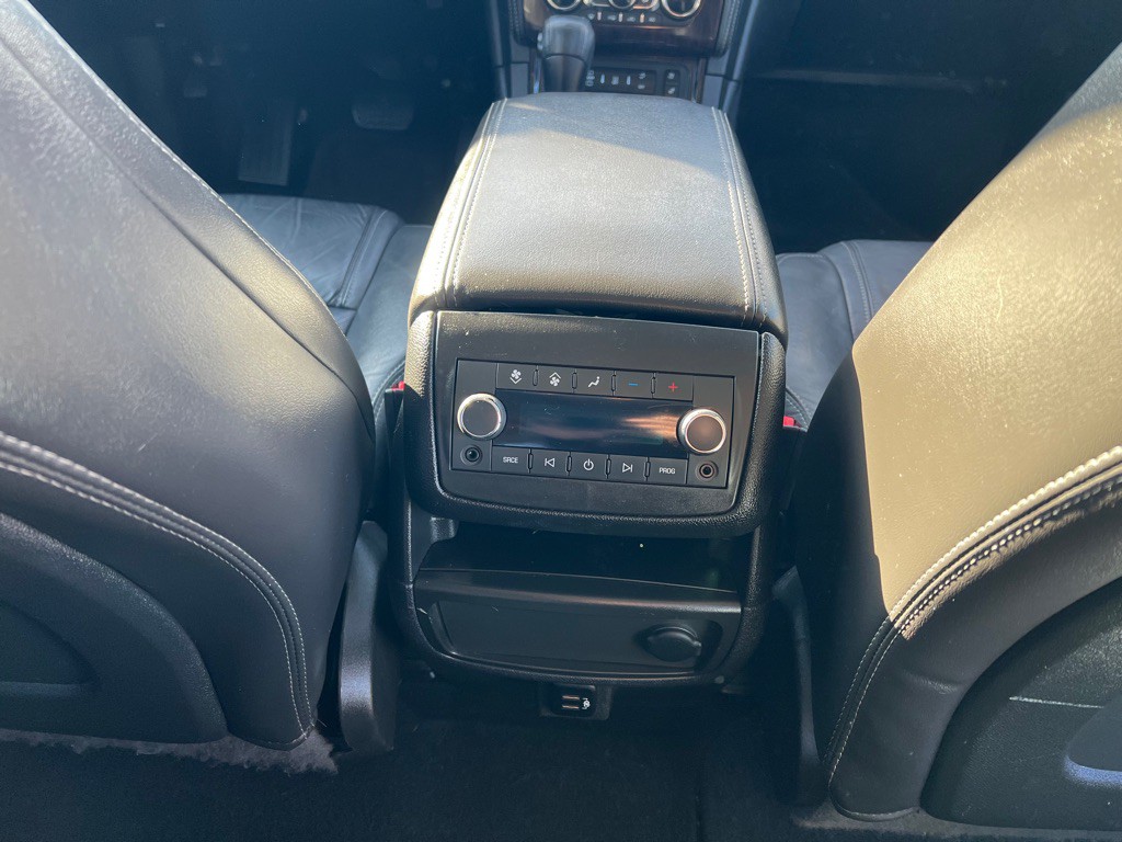 2016 Chevrolet Traverse Image 17