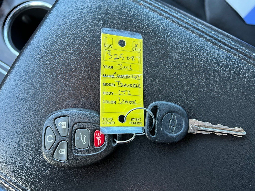 2016 Chevrolet Traverse Image 35