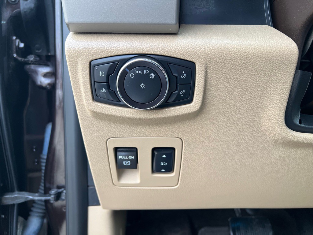 2018 Ford F-150 Image 25