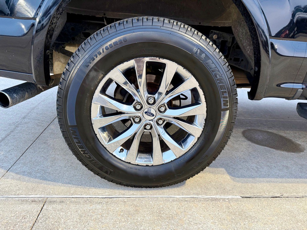 2016 Ford F-150 Image 9