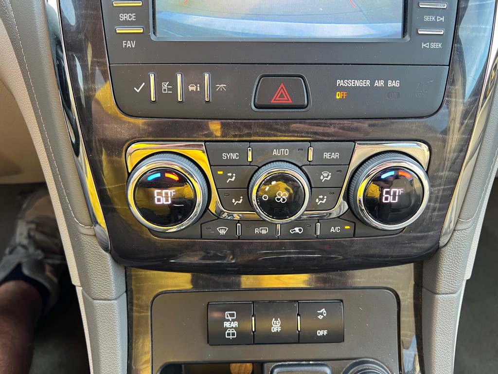 2016 Buick Enclave Image 22