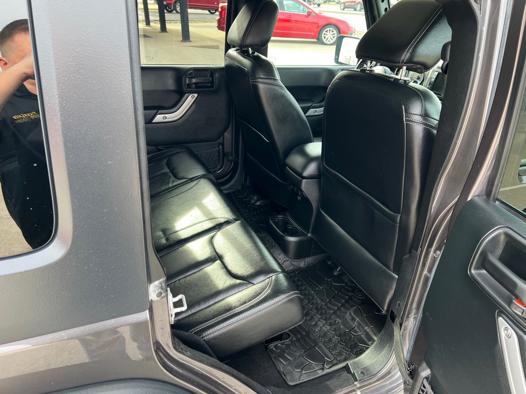 2016 Jeep Wrangler Unlimited Image 14