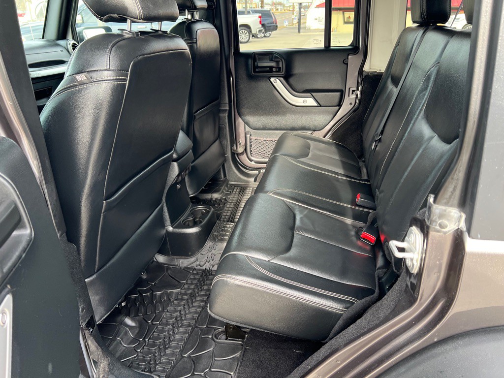 2016 Jeep Wrangler Unlimited Image 19