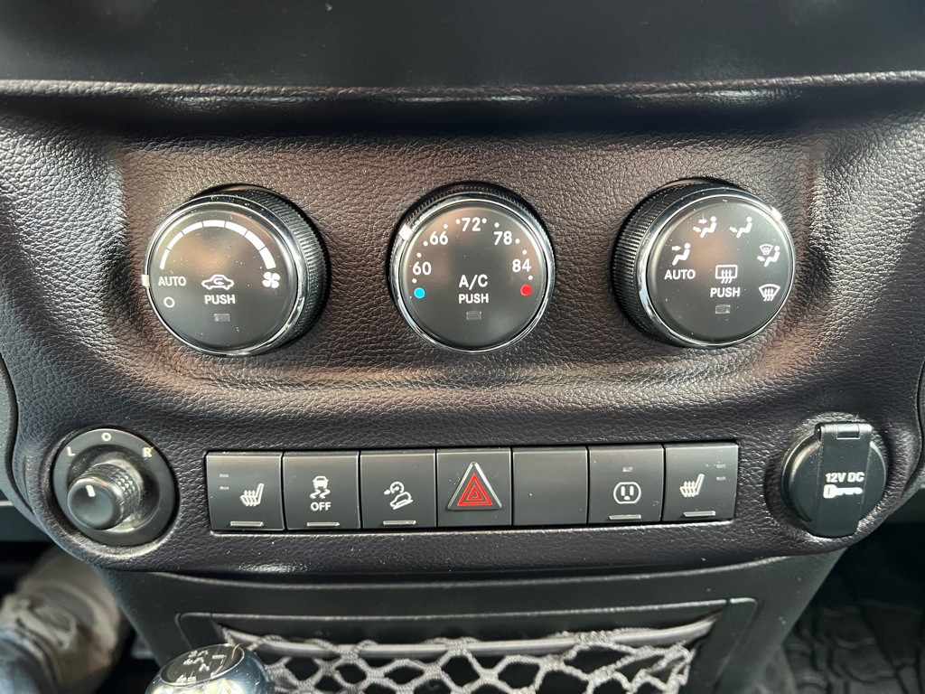 2016 Jeep Wrangler Unlimited Image 24