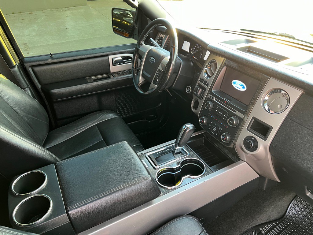 2017 Ford Expedition Image 13