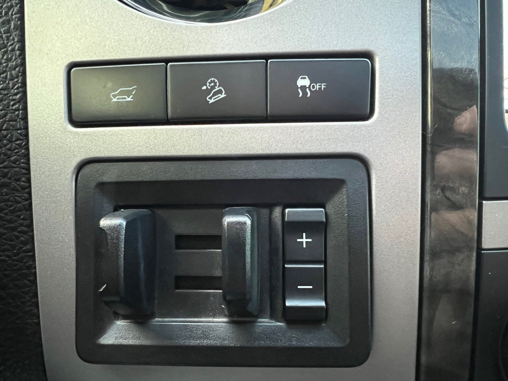 2017 Ford Expedition Image 36