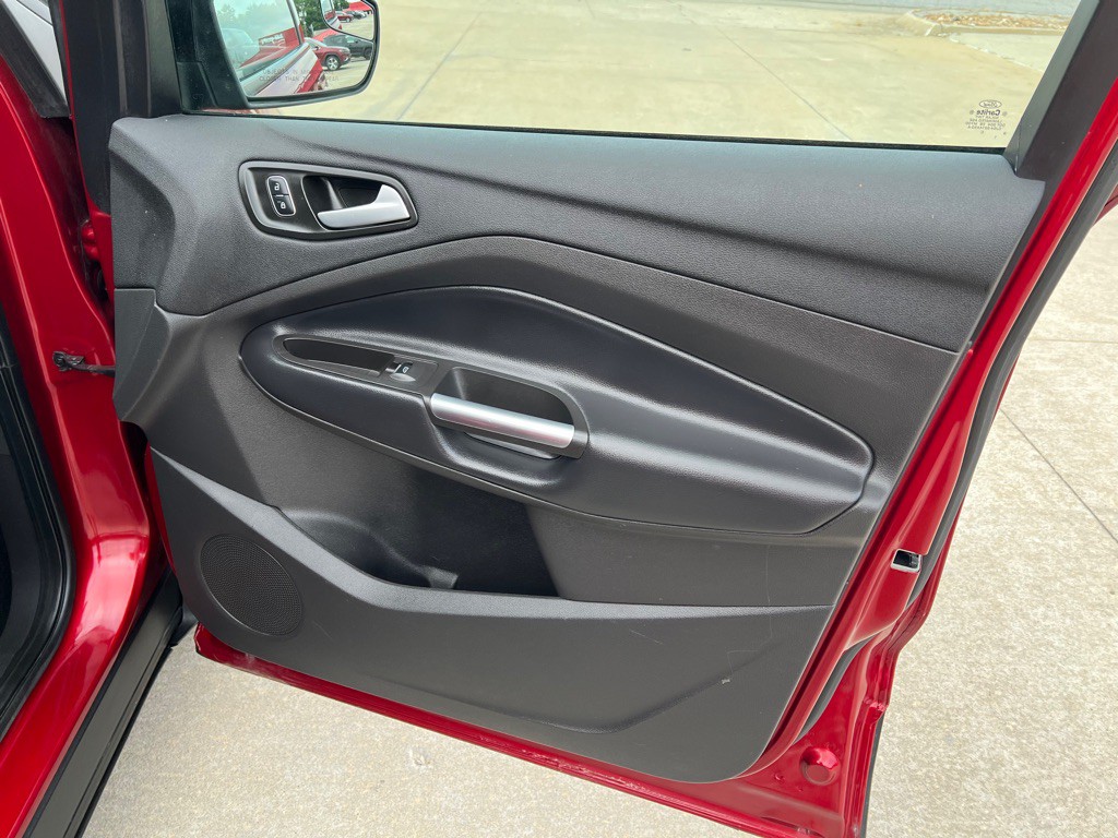 2019 Ford Escape Image 10