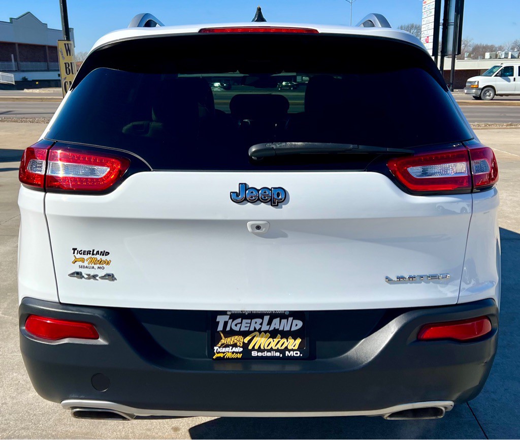 2015 Jeep Cherokee Image 6