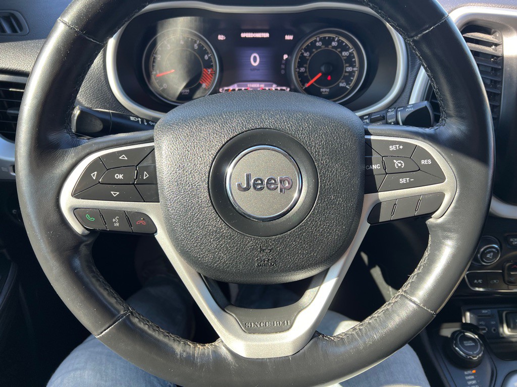 2015 Jeep Cherokee Image 23