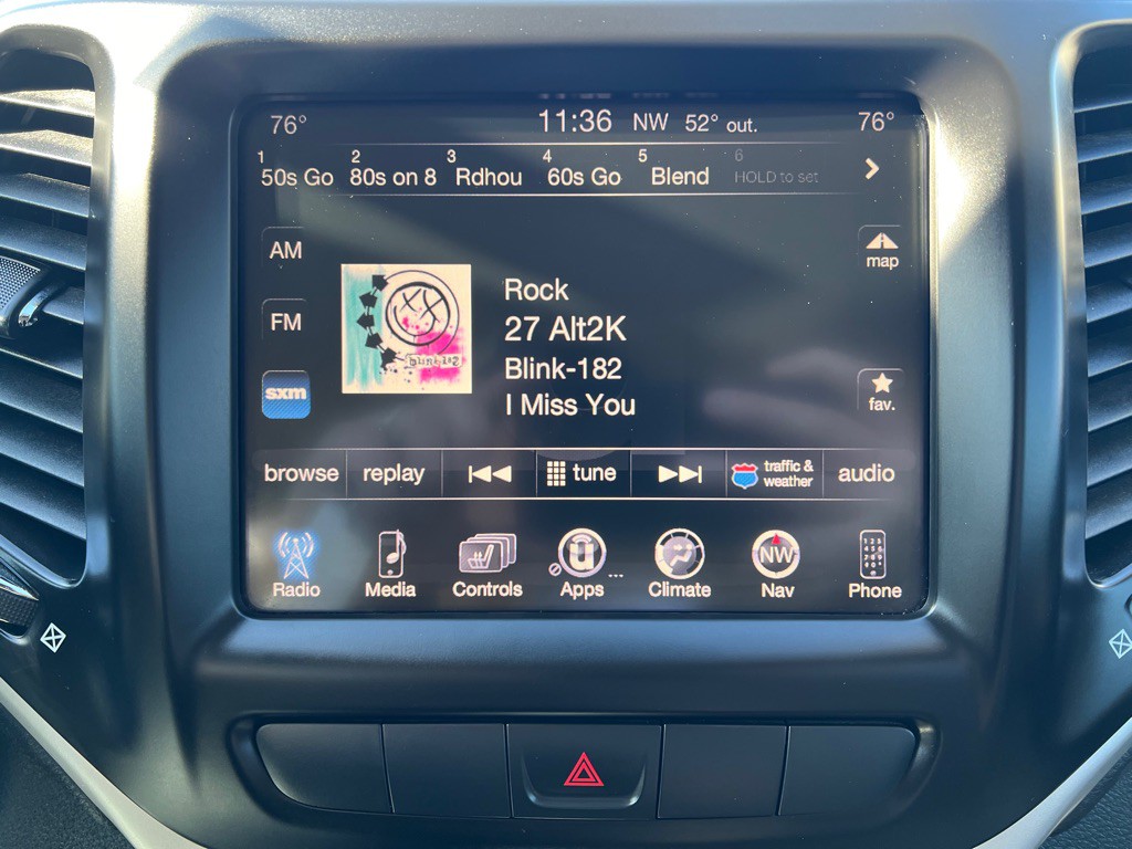 2015 Jeep Cherokee Image 30