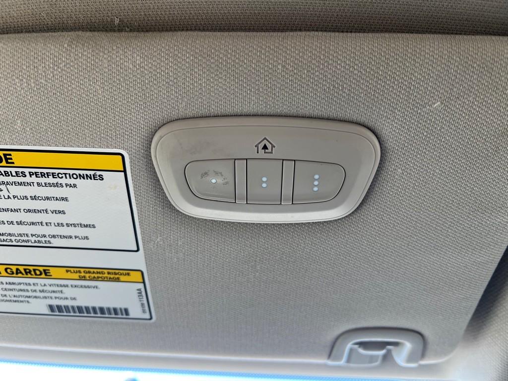 2015 Jeep Cherokee Image 32