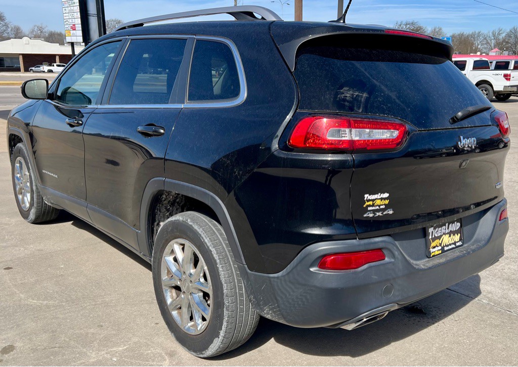 2016 Jeep Cherokee Image 5