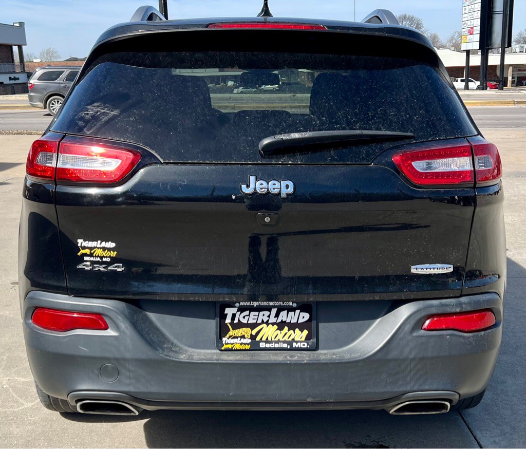 2016 Jeep Cherokee Image 6