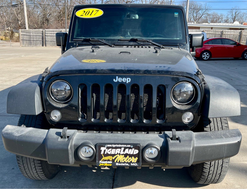 2017 Jeep Wrangler Image 2