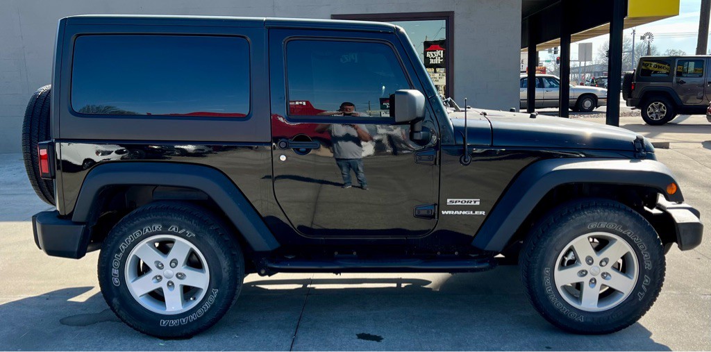 2017 Jeep Wrangler Image 8