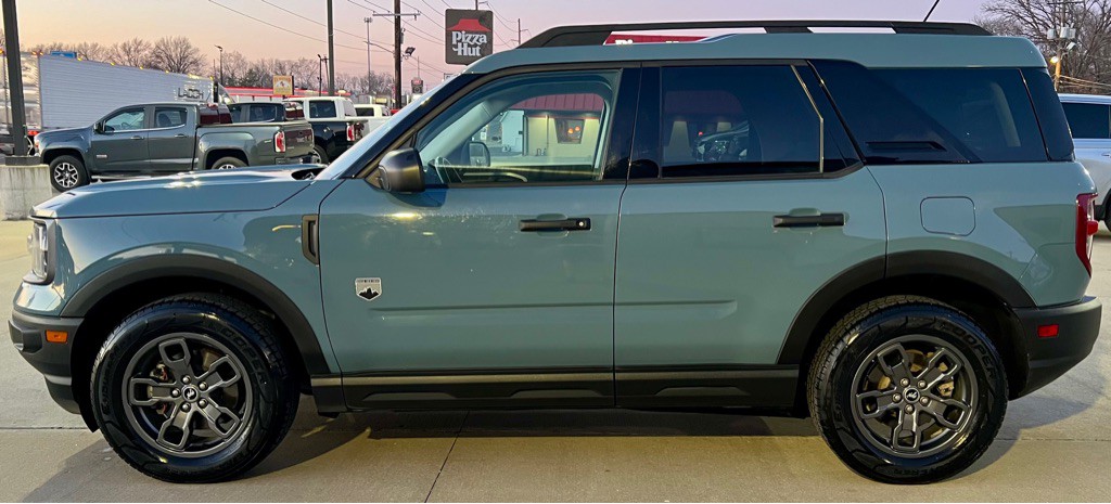 2021 Ford Bronco Image 4