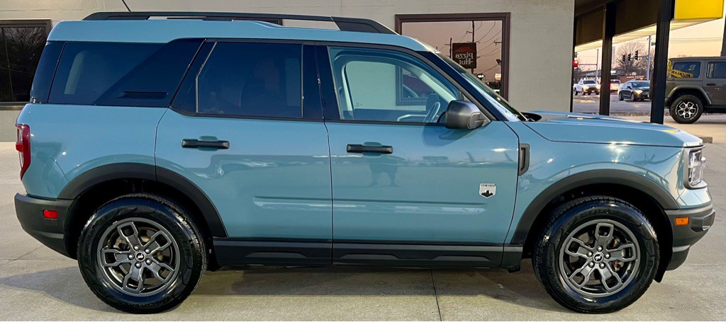 2021 Ford Bronco Image 8